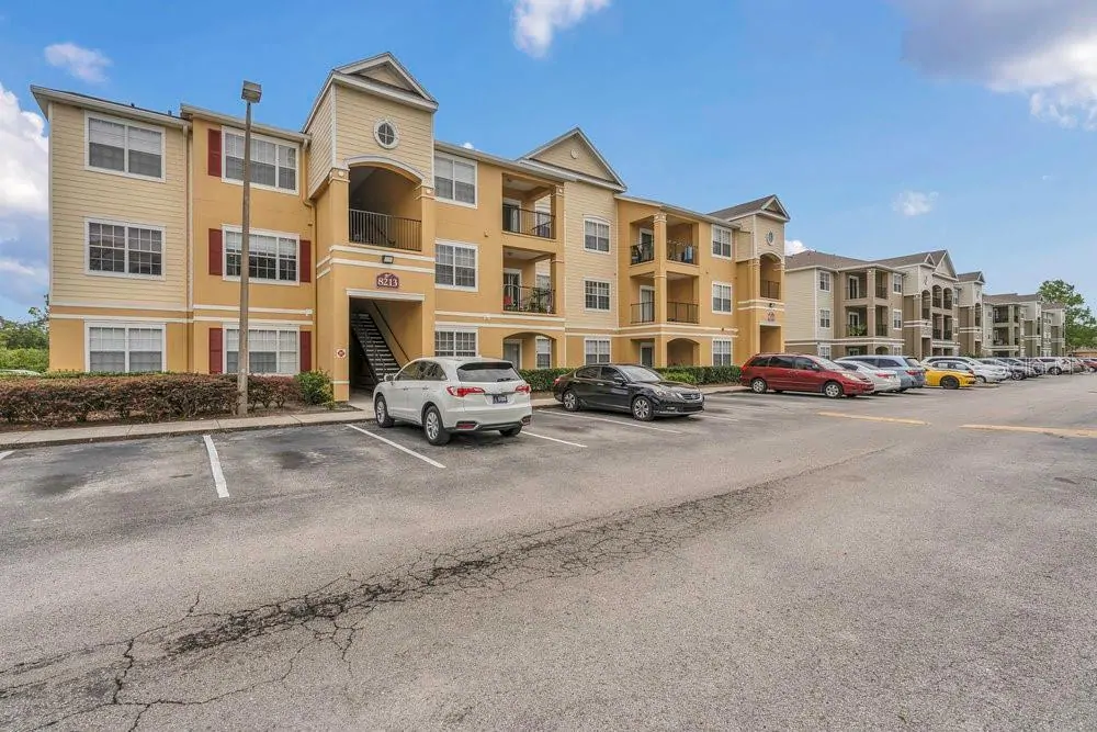 8213 CLAIRE ANN DR #108, ORLANDO, FL