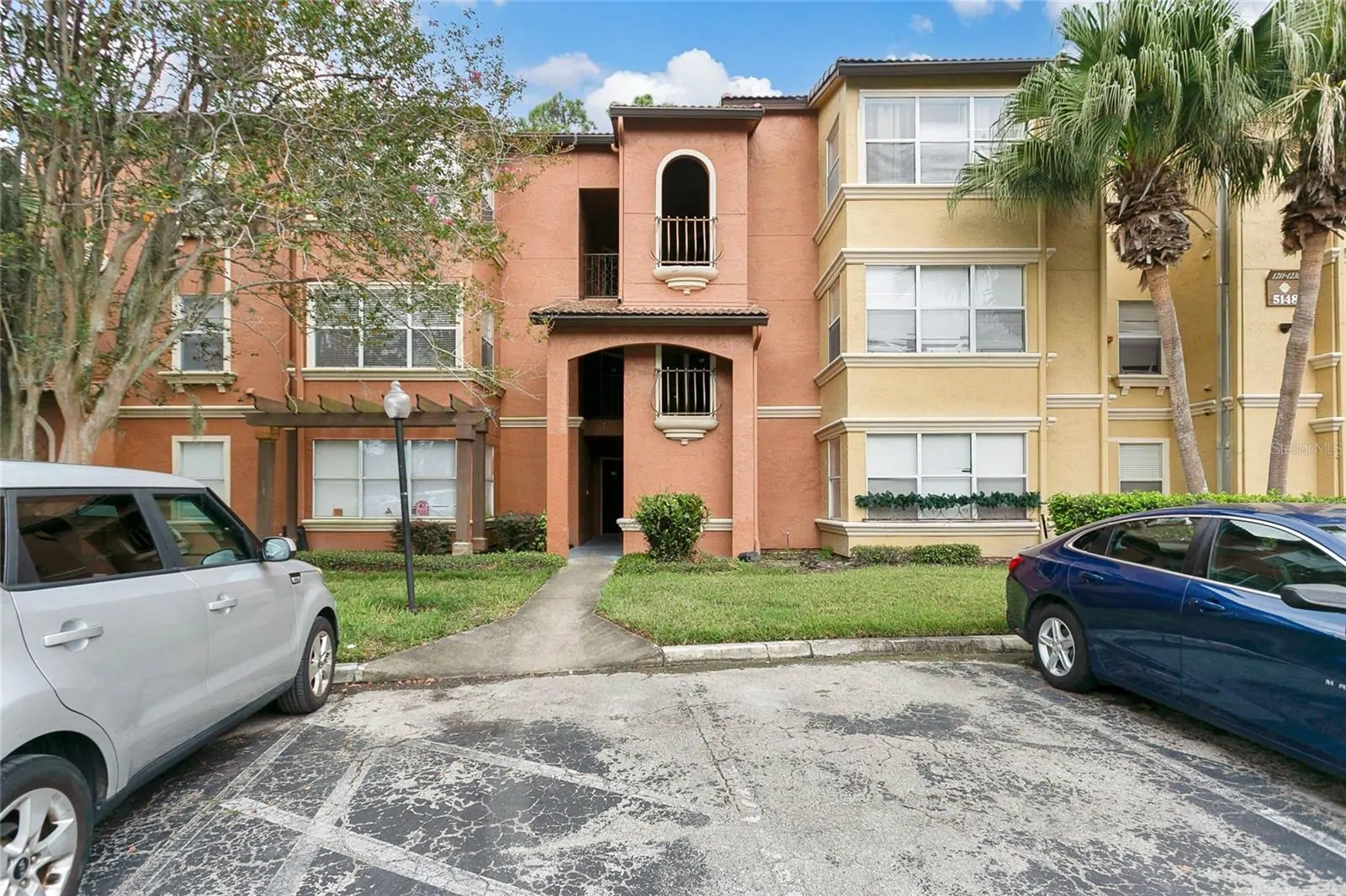 5148 CONROY RD #12, ORLANDO, FL