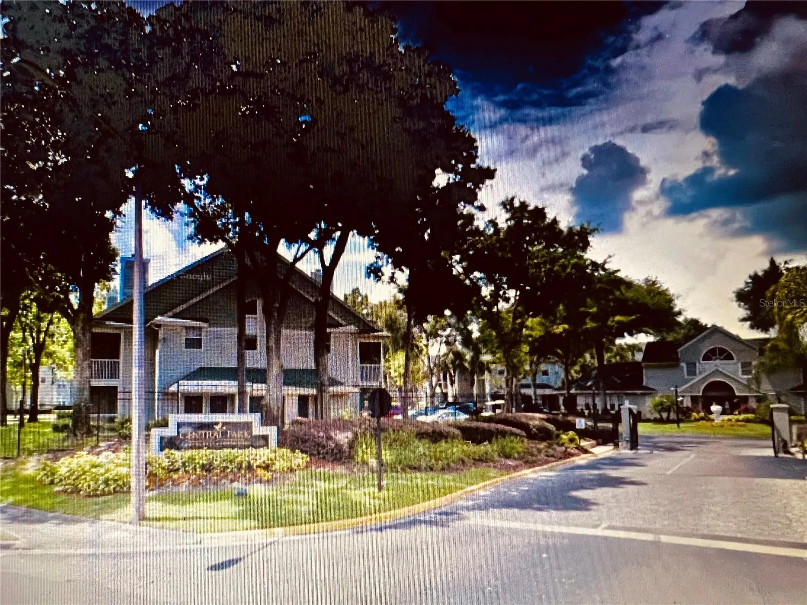 6052 WESTGATE DR #102, ORLANDO, FL