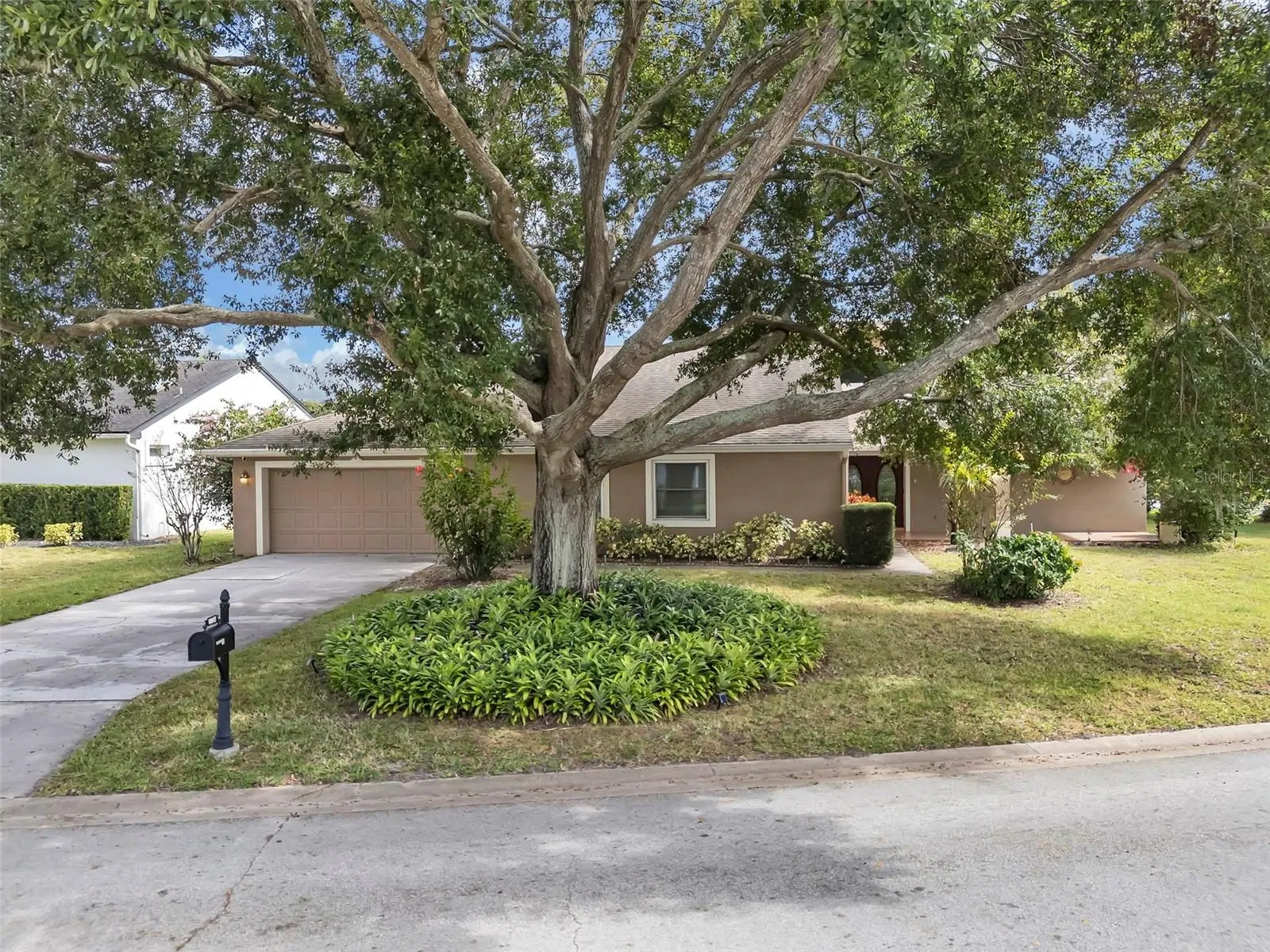 6047 SHORE LINE DR, ORLANDO, FL