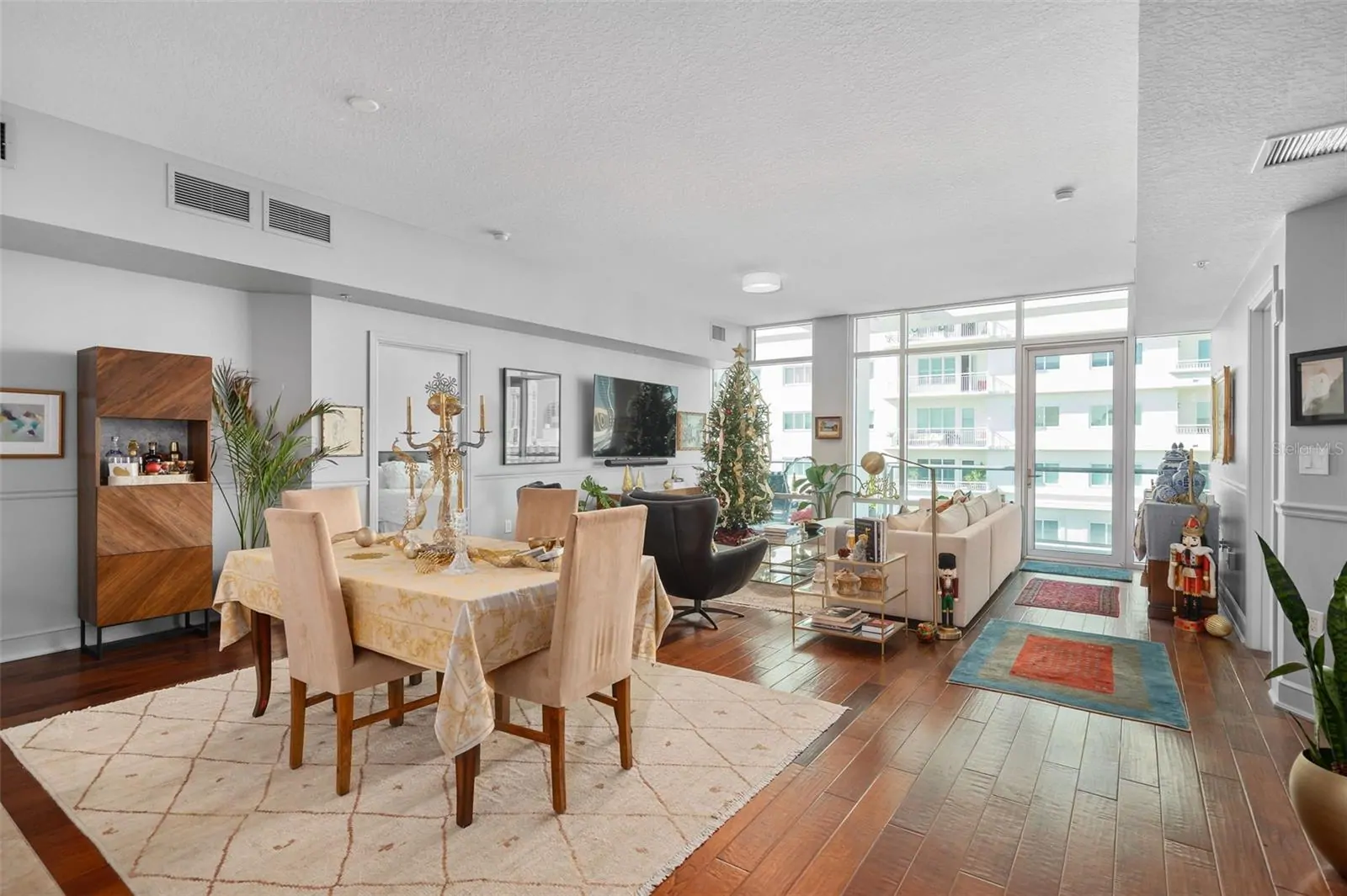 101 S EOLA DR #1209, ORLANDO, FL property photo 6 of 80
