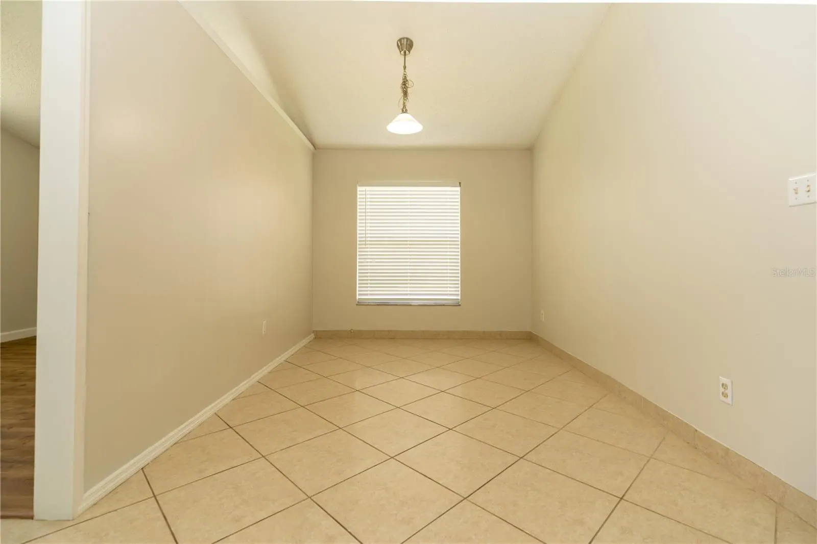 11547 GRAZELEY CT, ORLANDO, FL property photo 3 of 27