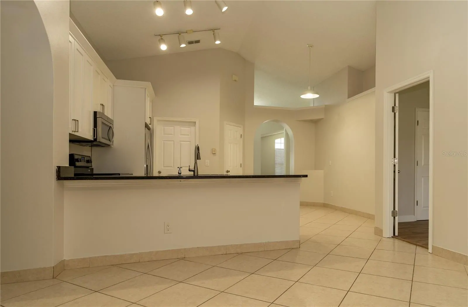 11547 GRAZELEY CT, ORLANDO, FL property photo 7 of 27