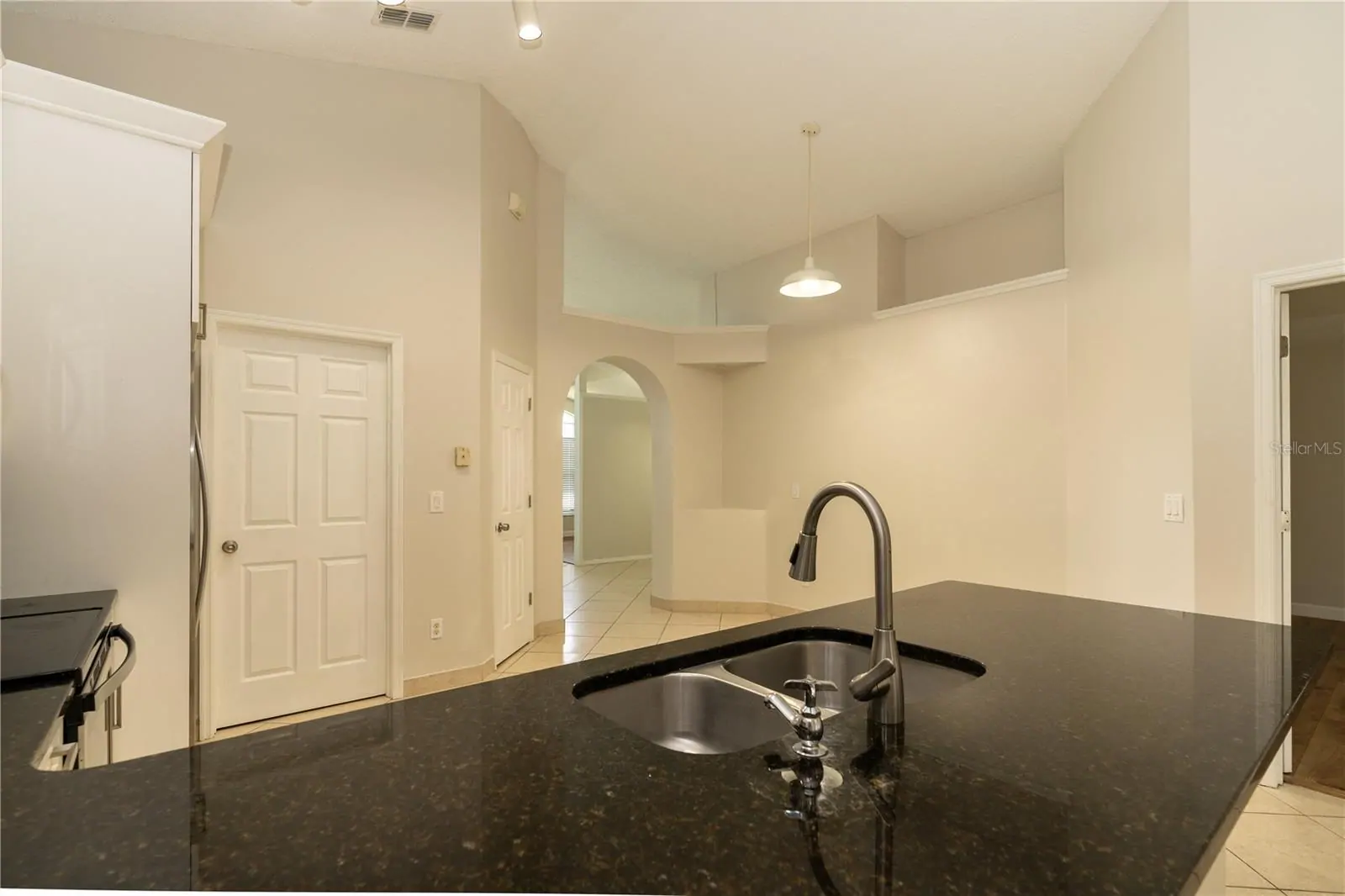 11547 GRAZELEY CT, ORLANDO, FL property photo 8 of 27
