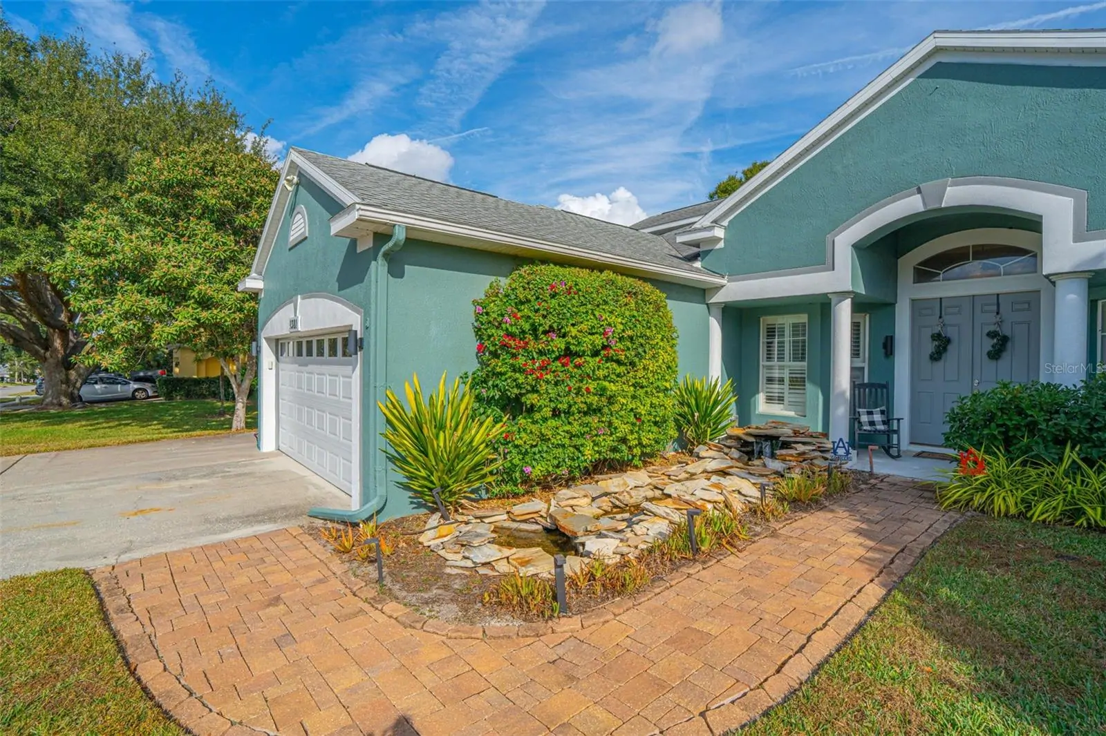 1381 SHELTER ROCK RD, ORLANDO, FL property photo 2 of 42