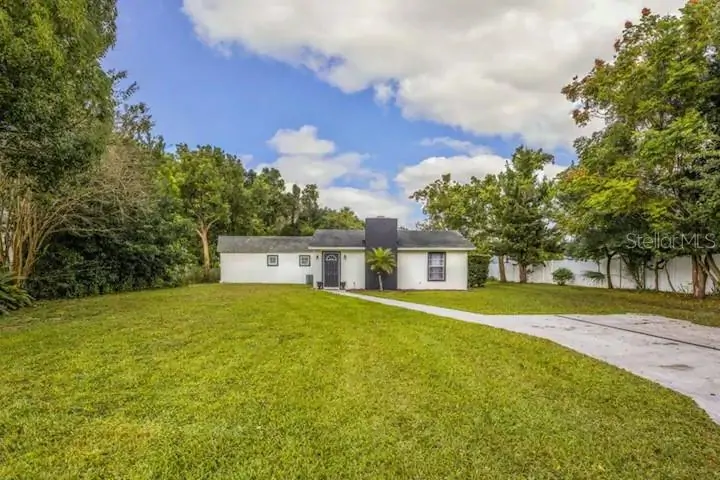 2301 CARLTON DR, ORLANDO, FL