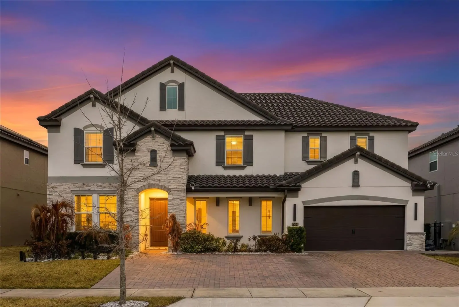 8109 LUDINGTON CIR, ORLANDO, FL