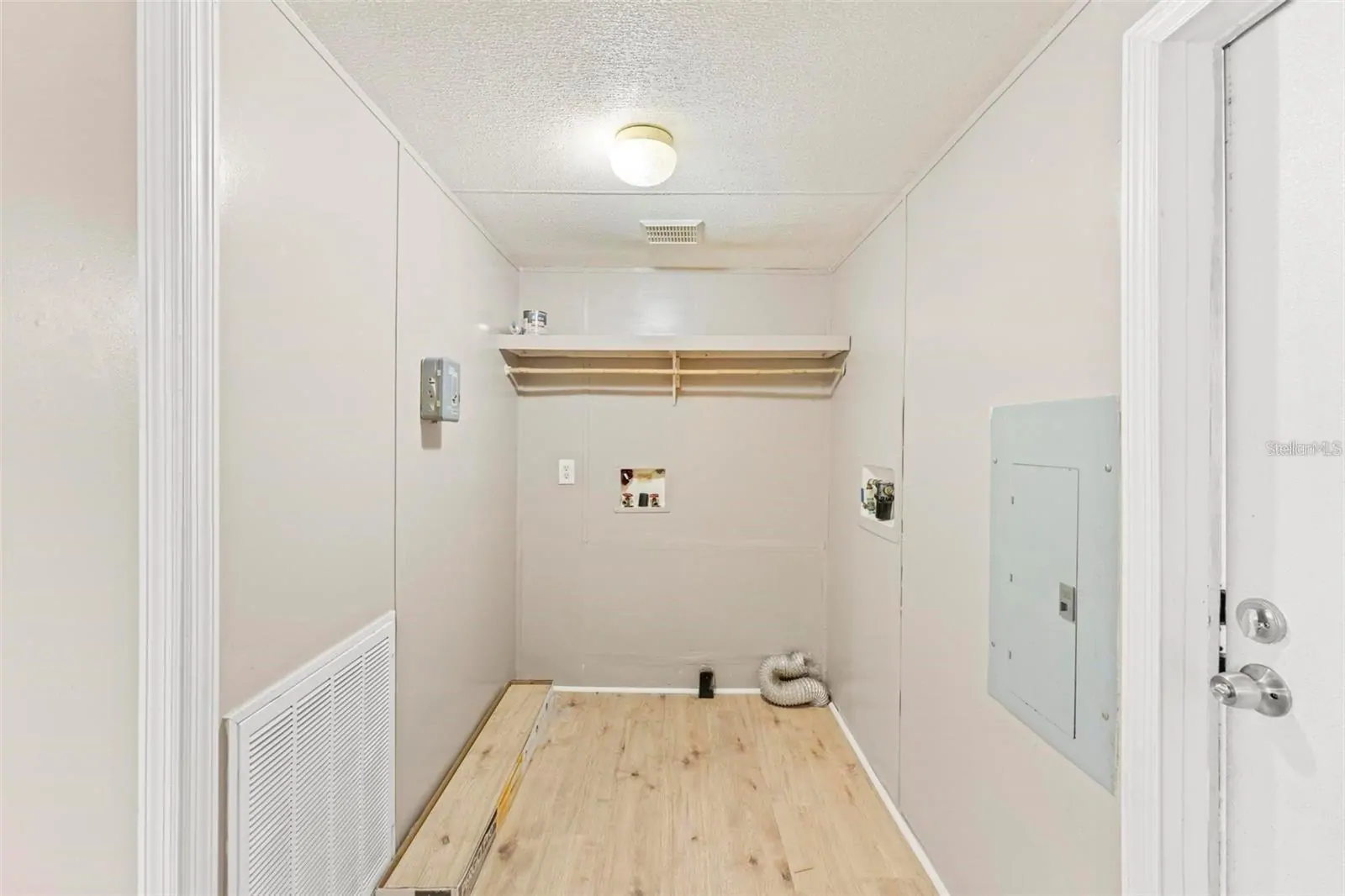 201 N 5TH ST, ORLANDO, FL property photo 11 of 24