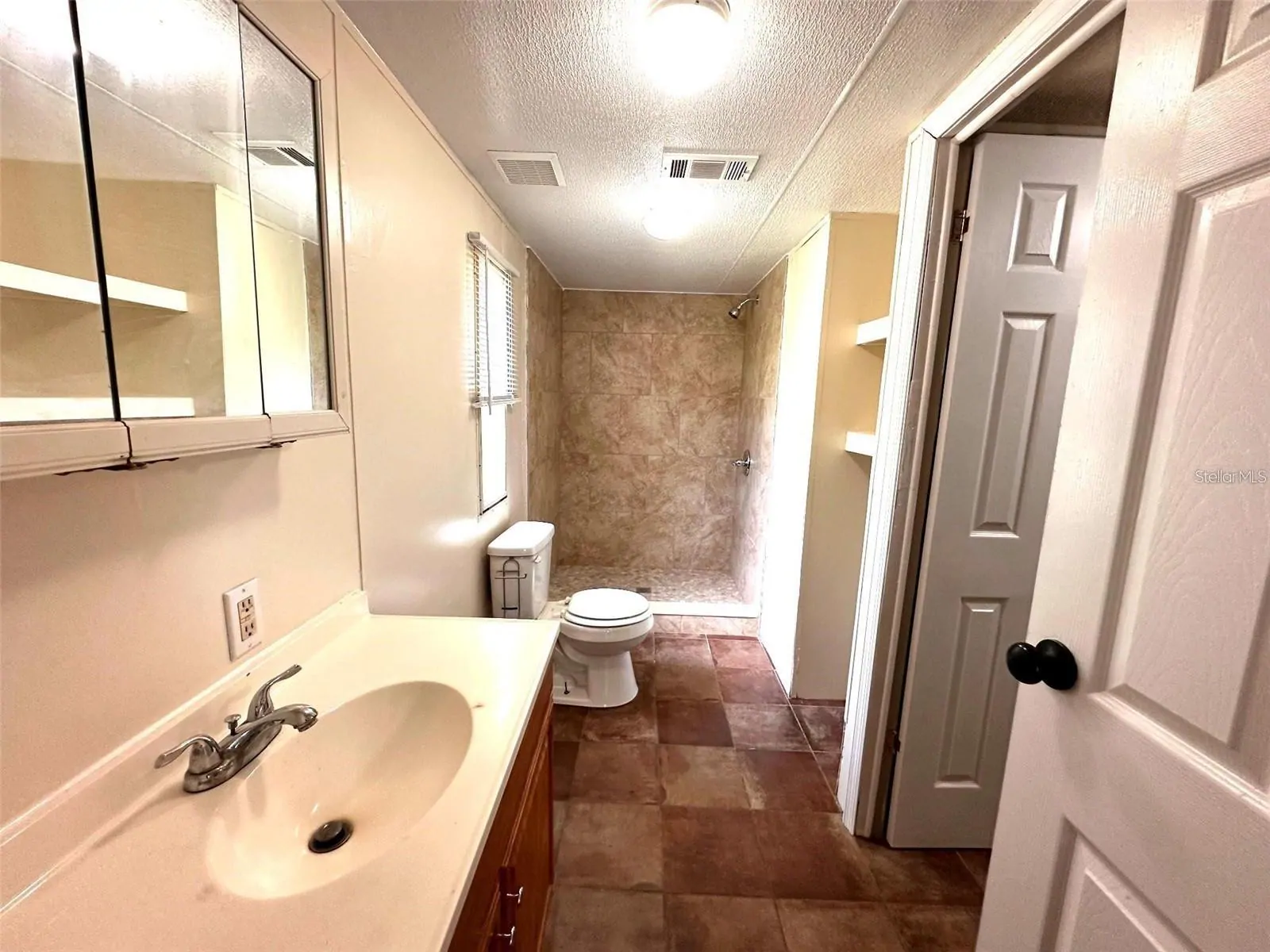 201 N 5TH ST, ORLANDO, FL property photo 12 of 24
