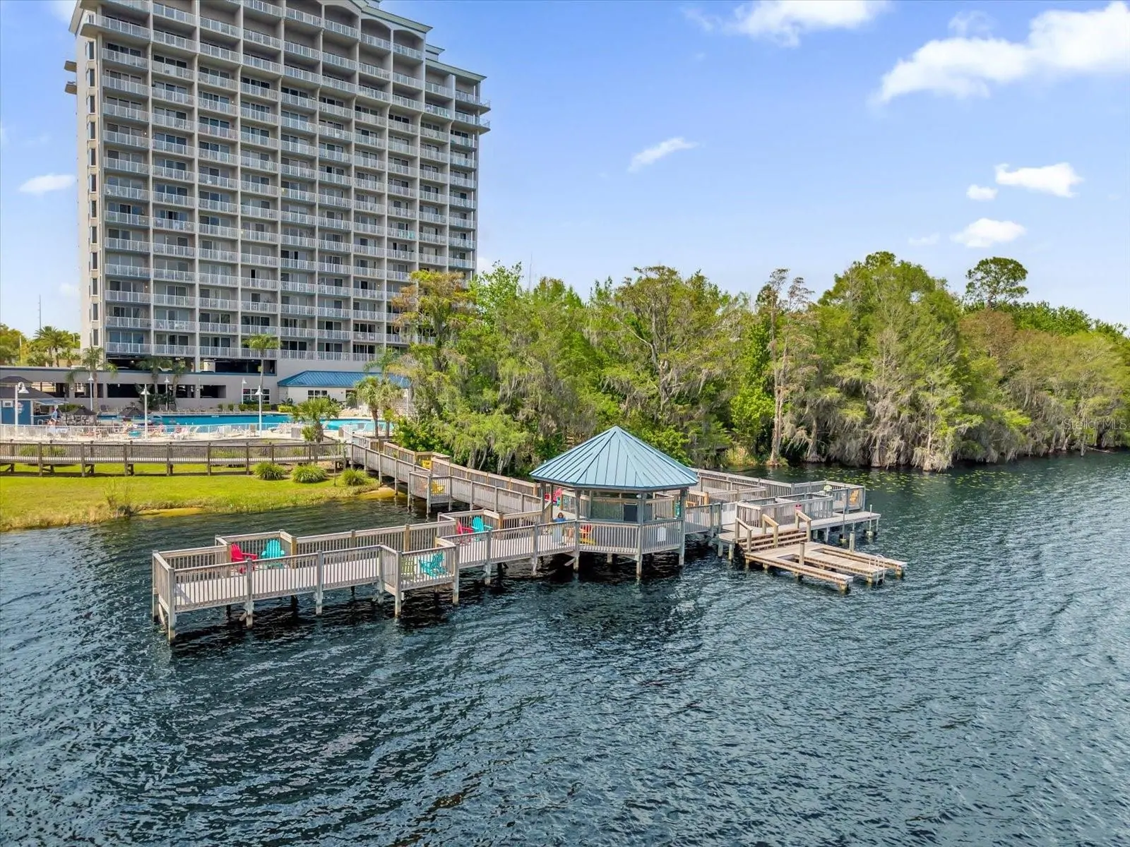 13427 BLUE HERON BEACH DR #402, ORLANDO, FL