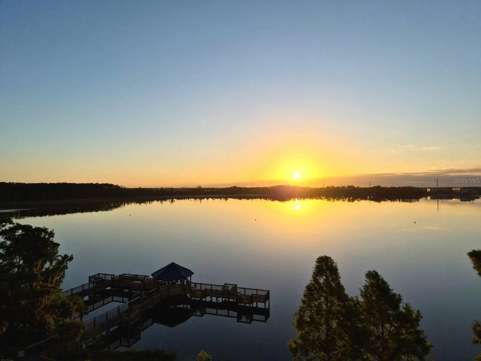 13427 BLUE HERON BEACH DR #402, ORLANDO, FL property photo 2 of 46