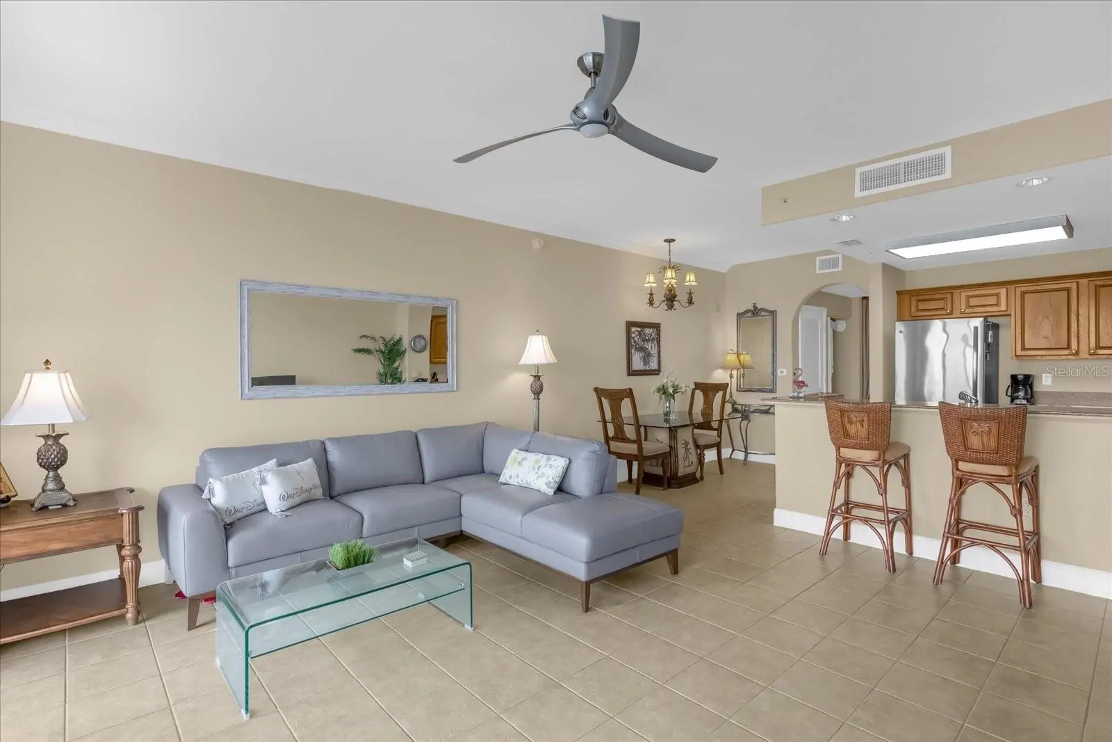 13427 BLUE HERON BEACH DR #402, ORLANDO, FL property photo 5 of 46