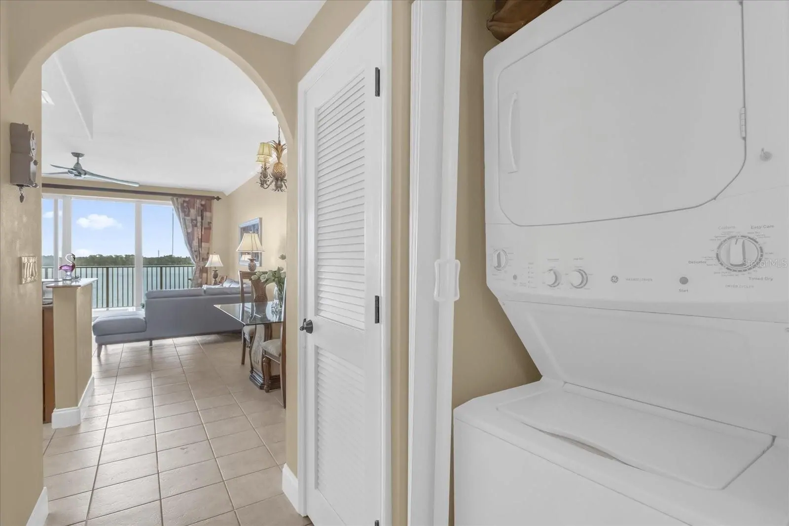 13427 BLUE HERON BEACH DR #402, ORLANDO, FL property photo 20 of 46