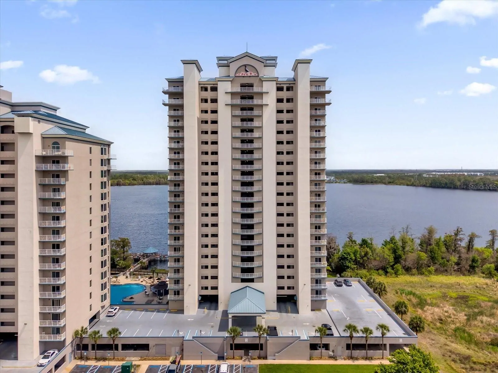 13427 BLUE HERON BEACH DR #402, ORLANDO, FL property photo 43 of 46