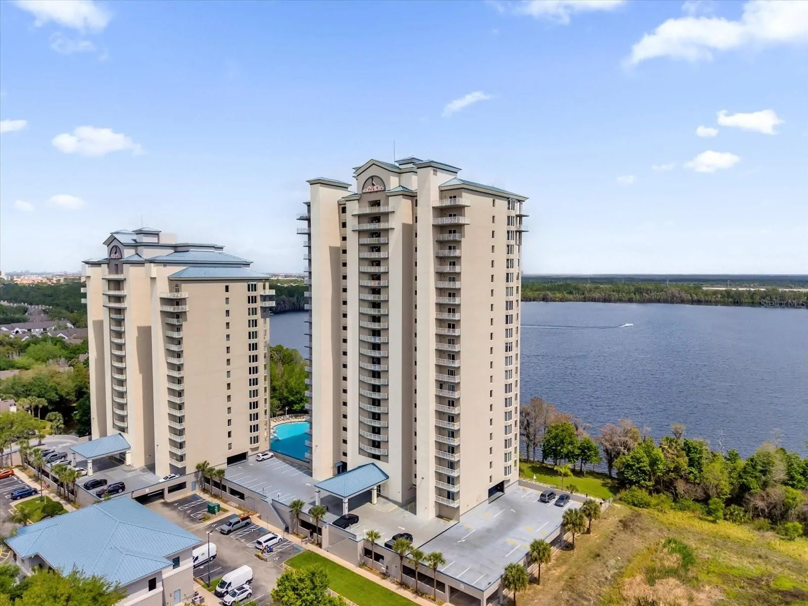 13427 BLUE HERON BEACH DR #402, ORLANDO, FL property photo 44 of 46