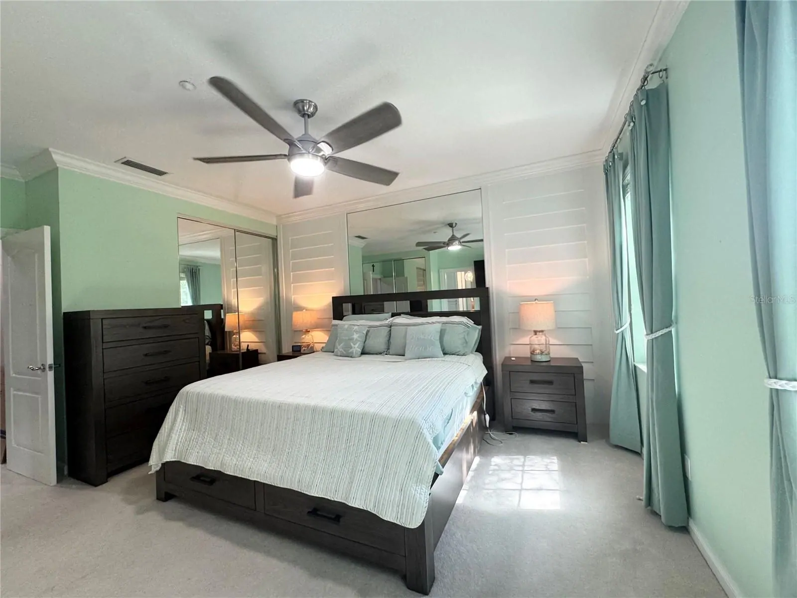 9317 NORTHLAKE PKWY, ORLANDO, FL property photo 2 of 42