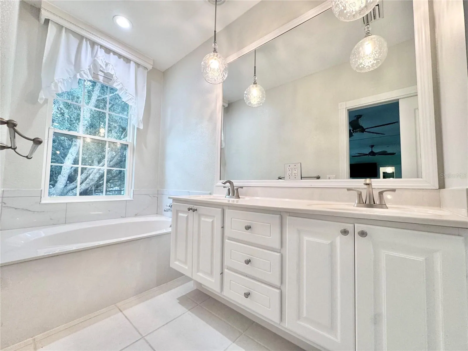 9317 NORTHLAKE PKWY, ORLANDO, FL property photo 6 of 42