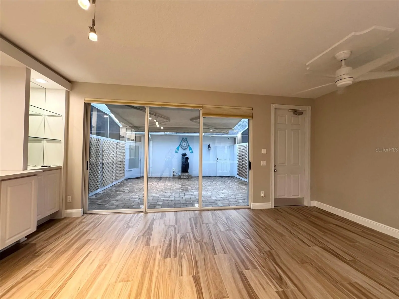 9317 NORTHLAKE PKWY, ORLANDO, FL property photo 30 of 42