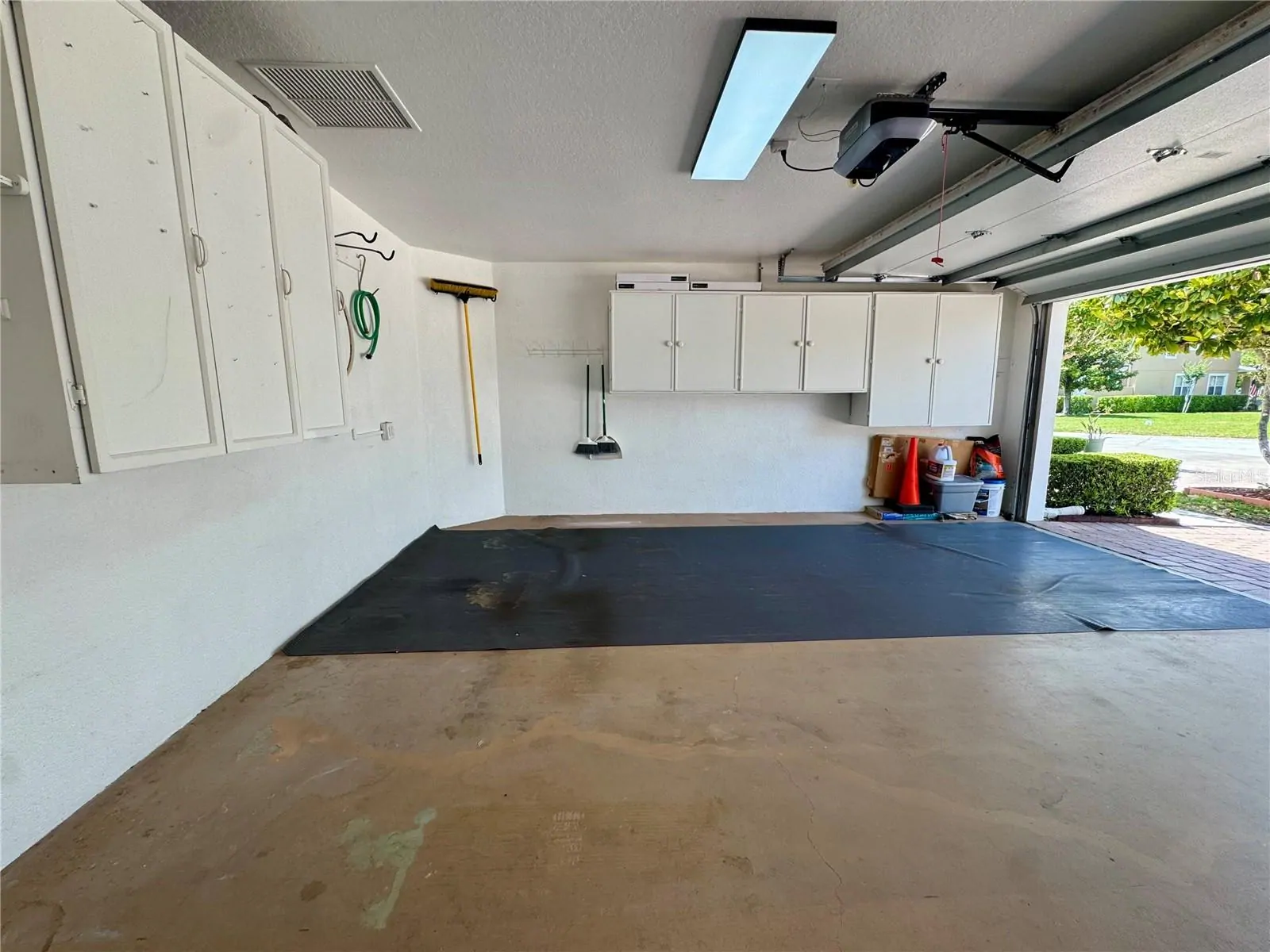 9317 NORTHLAKE PKWY, ORLANDO, FL property photo 33 of 42
