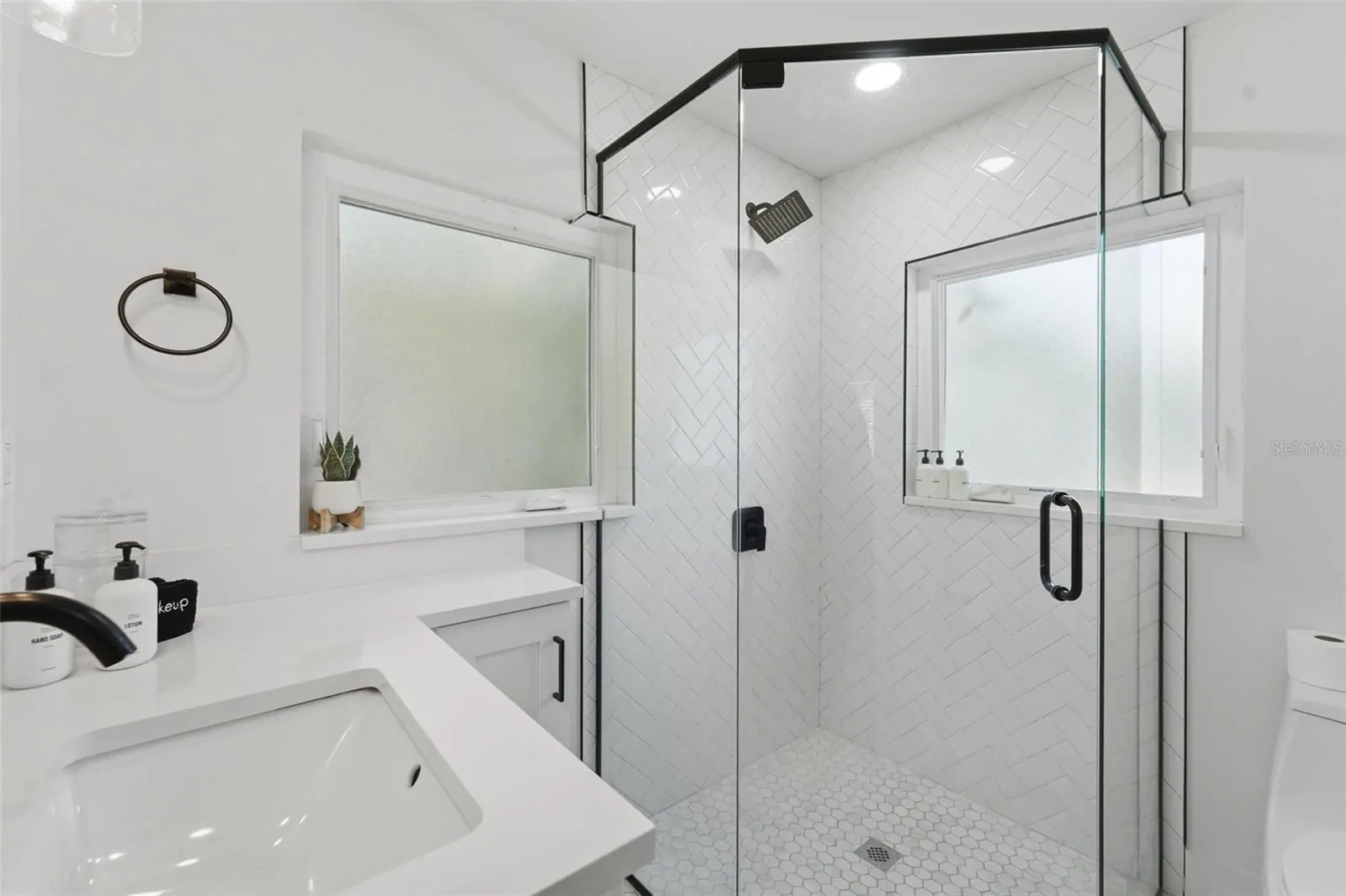 102 W KING ST, ORLANDO, FL property photo 25 of 50