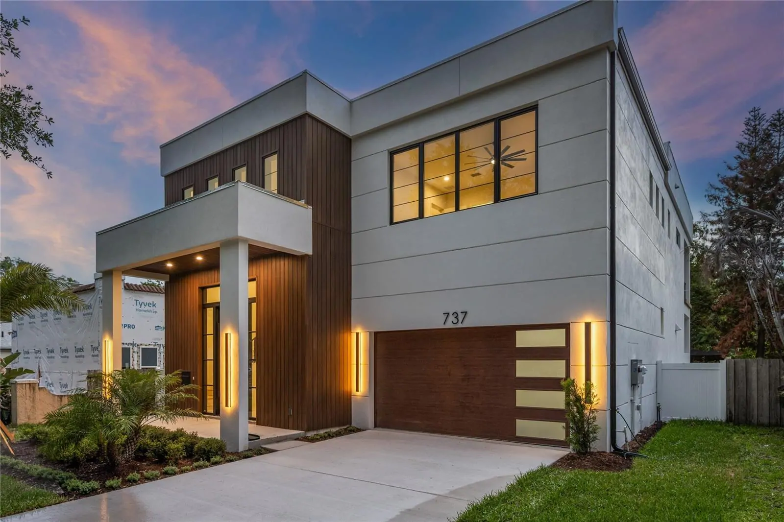 737 N SUMMERLIN AVE, ORLANDO, FL
