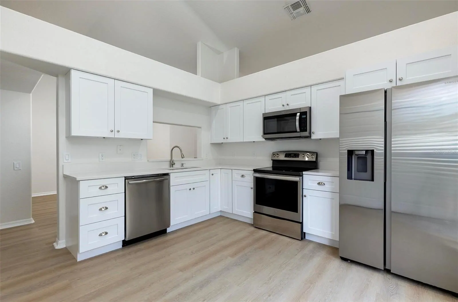 1804 WESTPOINTE CIR, ORLANDO, FL property photo 6 of 11