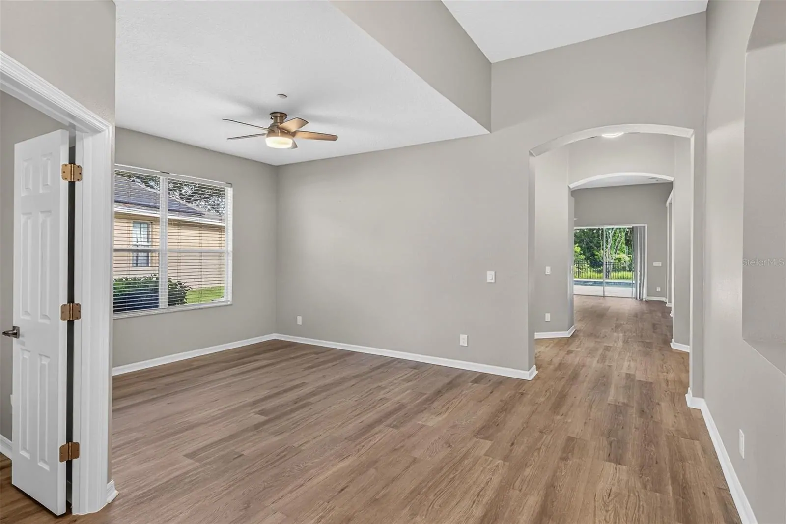 9669 LELAND DR, ORLANDO, FL property photo 10 of 61