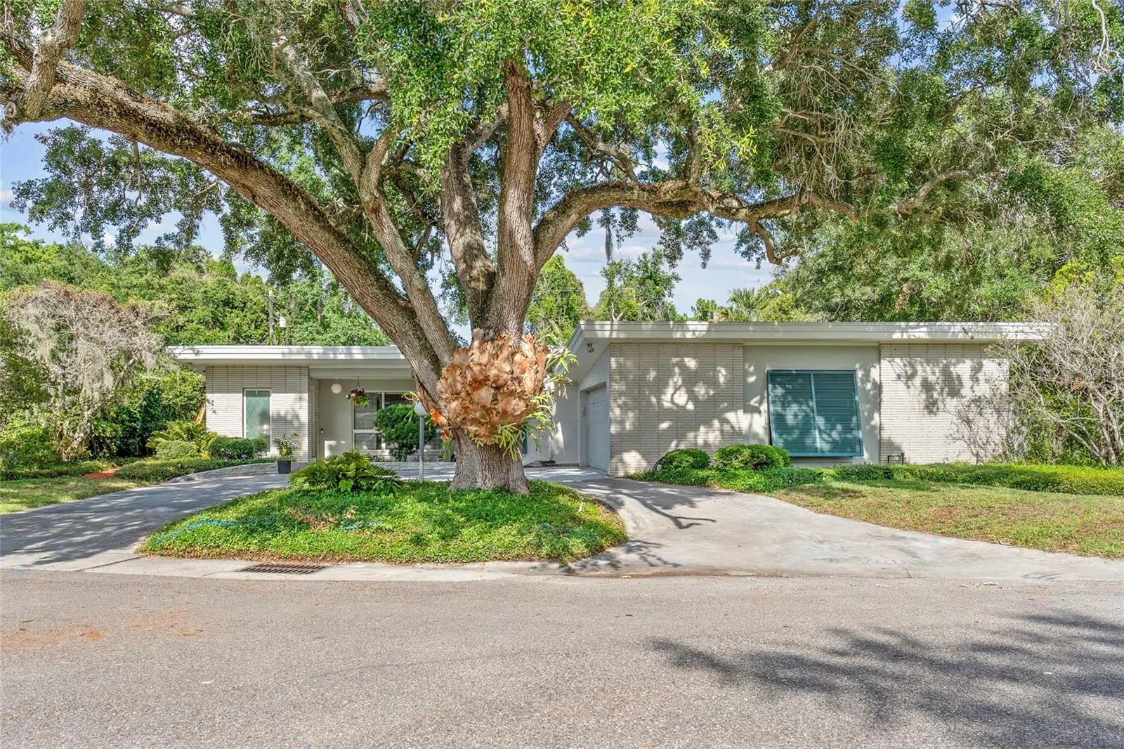 338 BLUE HERON DR, WINTER PARK, FL