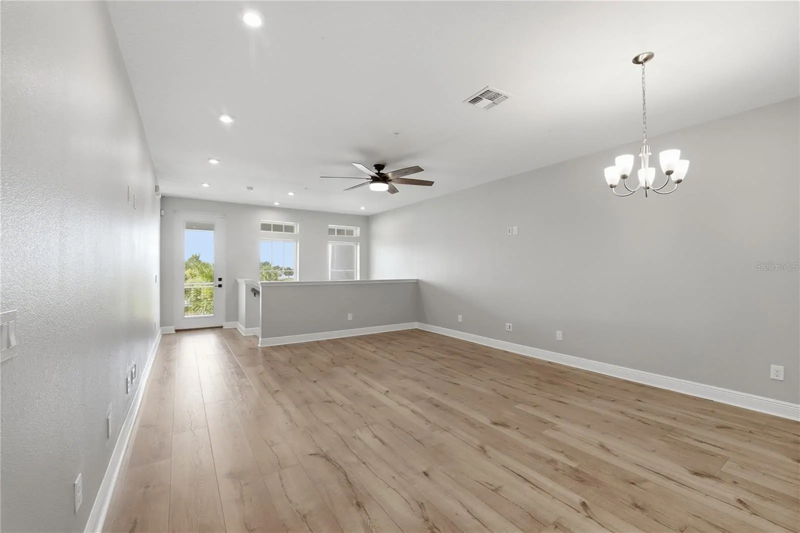 7227 NEMOURS PKWY, ORLANDO, FL property photo 10 of 41