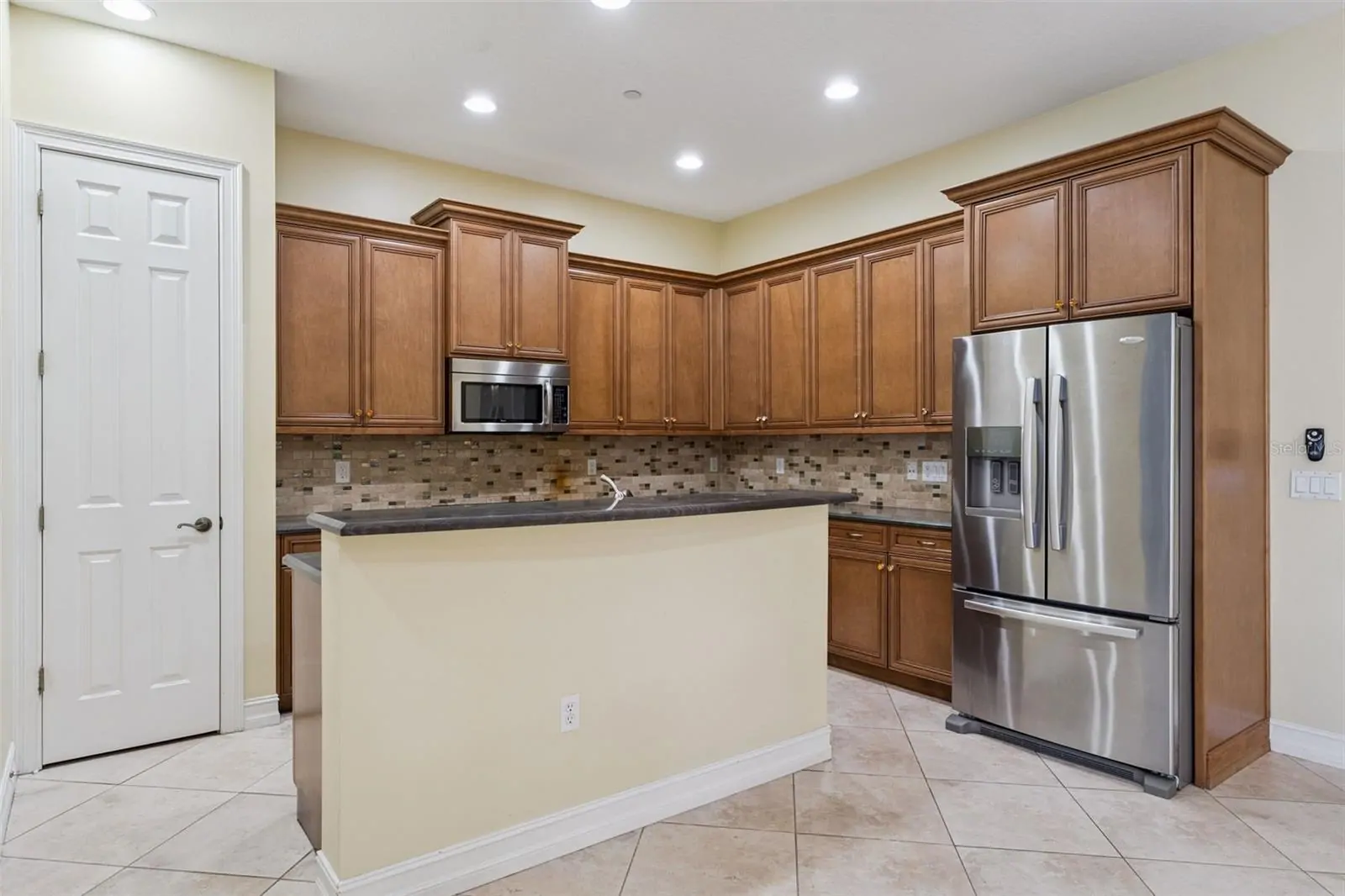4495 TWINVIEW LN, ORLANDO, FL property photo 16 of 40