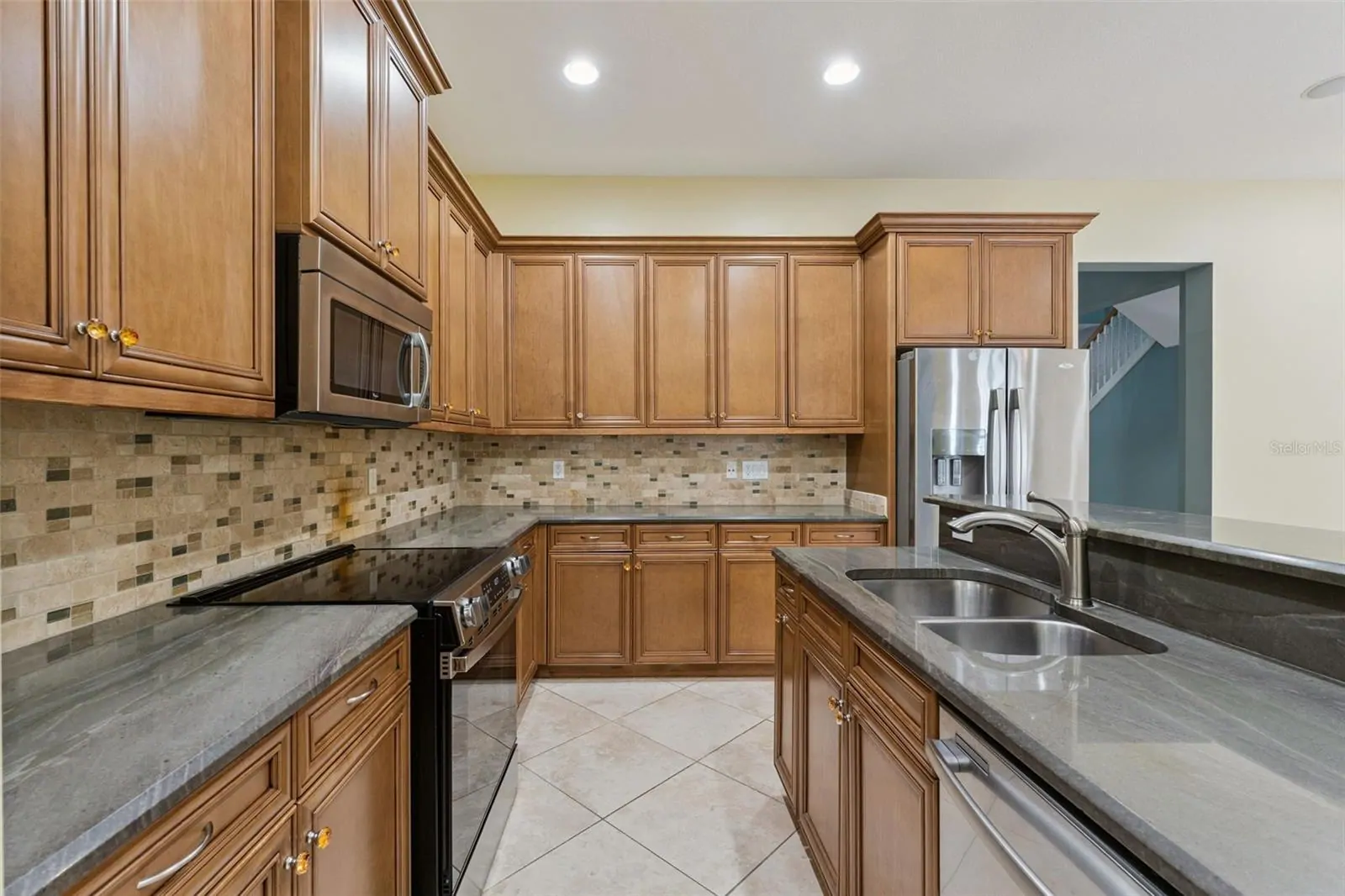 4495 TWINVIEW LN, ORLANDO, FL property photo 17 of 40