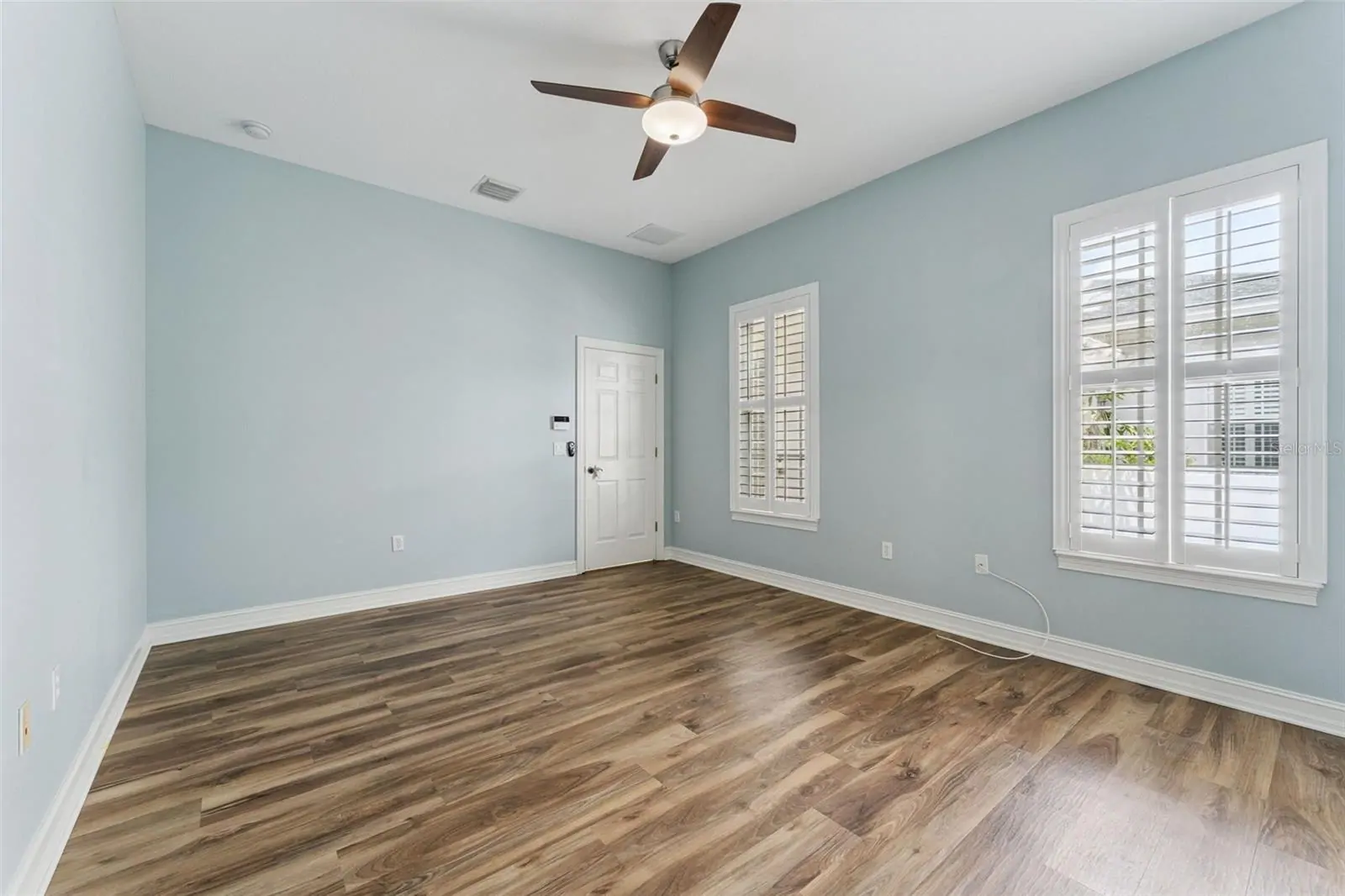4495 TWINVIEW LN, ORLANDO, FL property photo 20 of 40