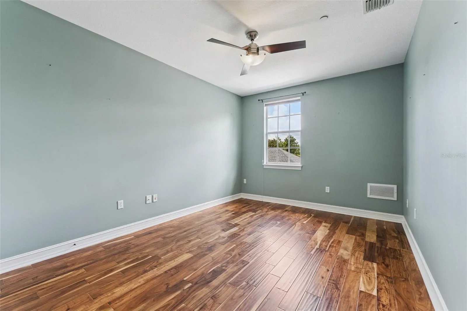 4495 TWINVIEW LN, ORLANDO, FL property photo 21 of 40
