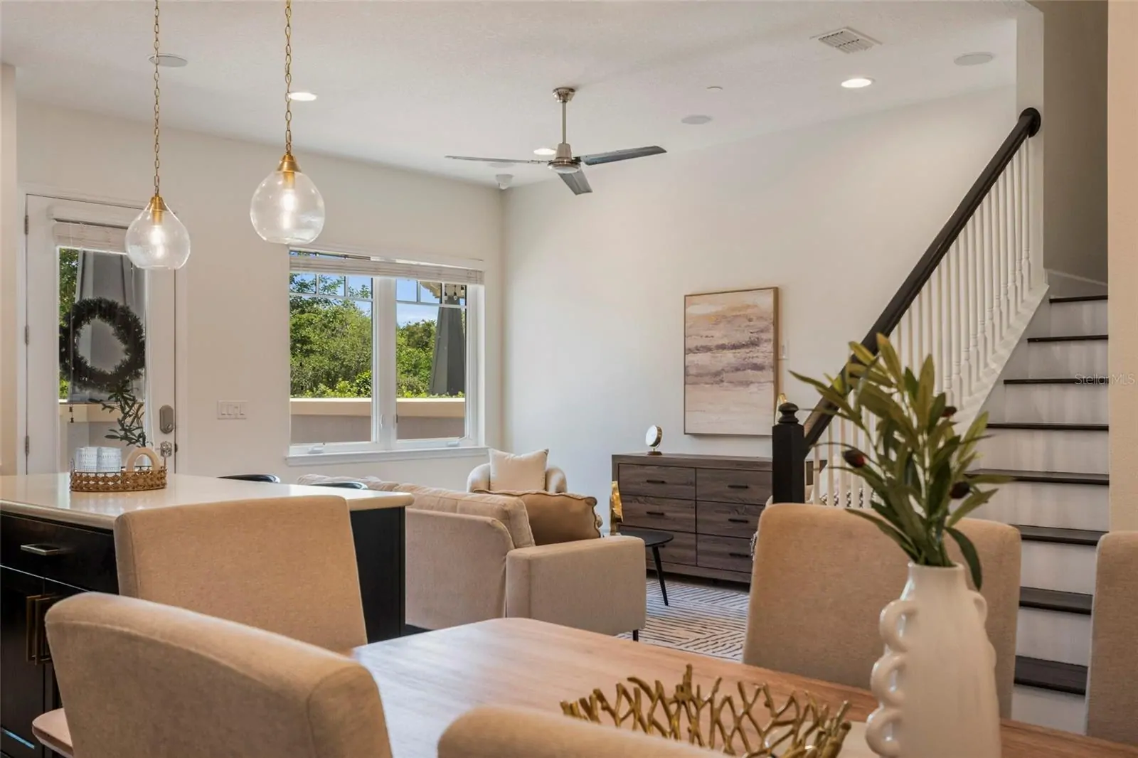 9037 LAUREATE BLVD, ORLANDO, FL property photo 23 of 64