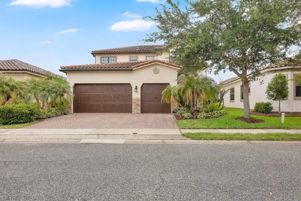 10459 STAPELEY DR, ORLANDO, FL property photo 2 of 53