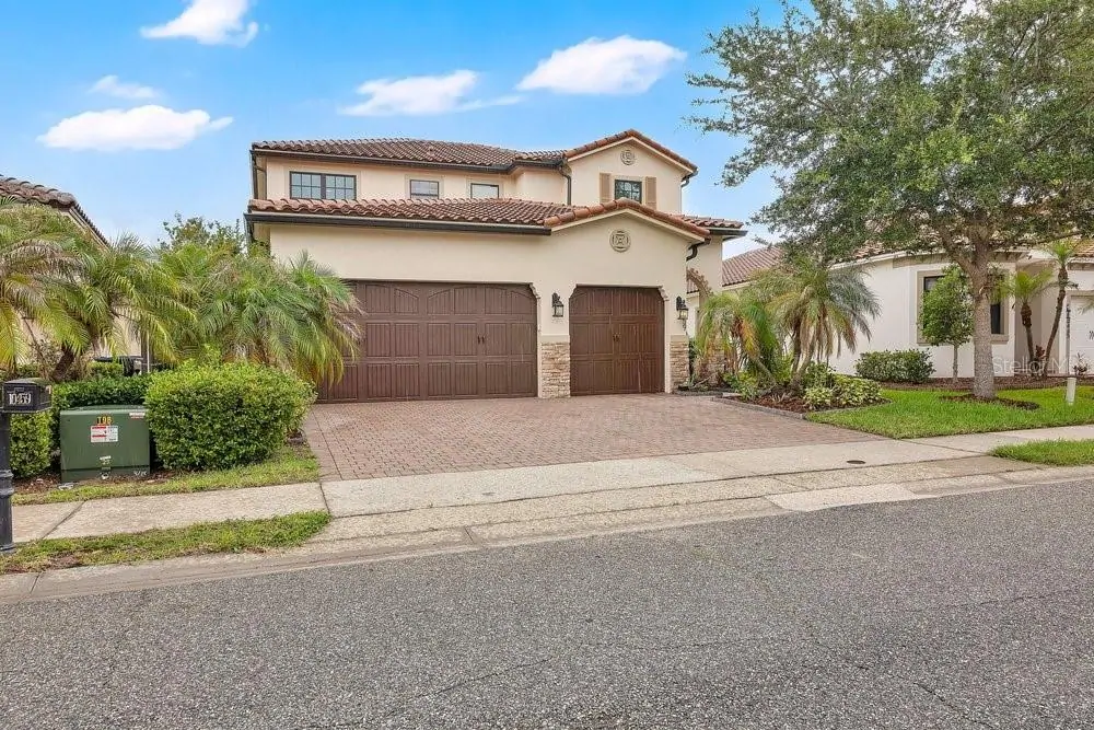 10459 STAPELEY DR, ORLANDO, FL property photo 3 of 53
