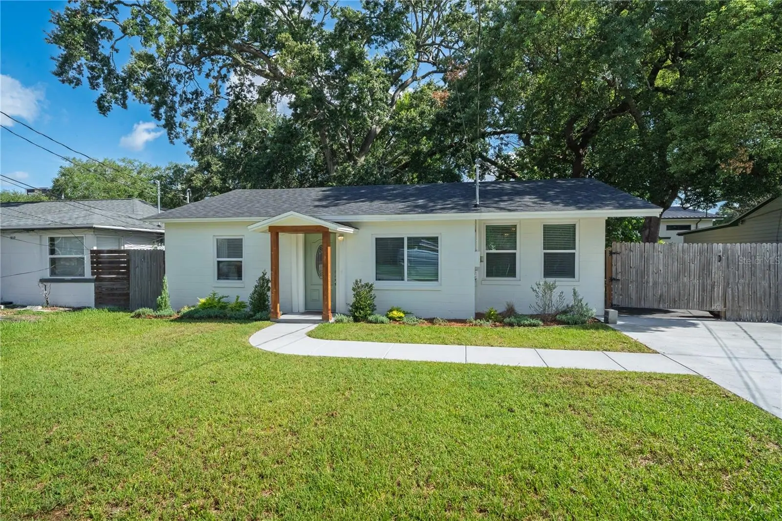 915 DOWD AVE, ORLANDO, FL