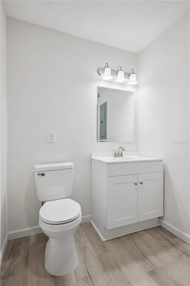 716 GROVE AVE, ORLANDO, FL property photo 12 of 25