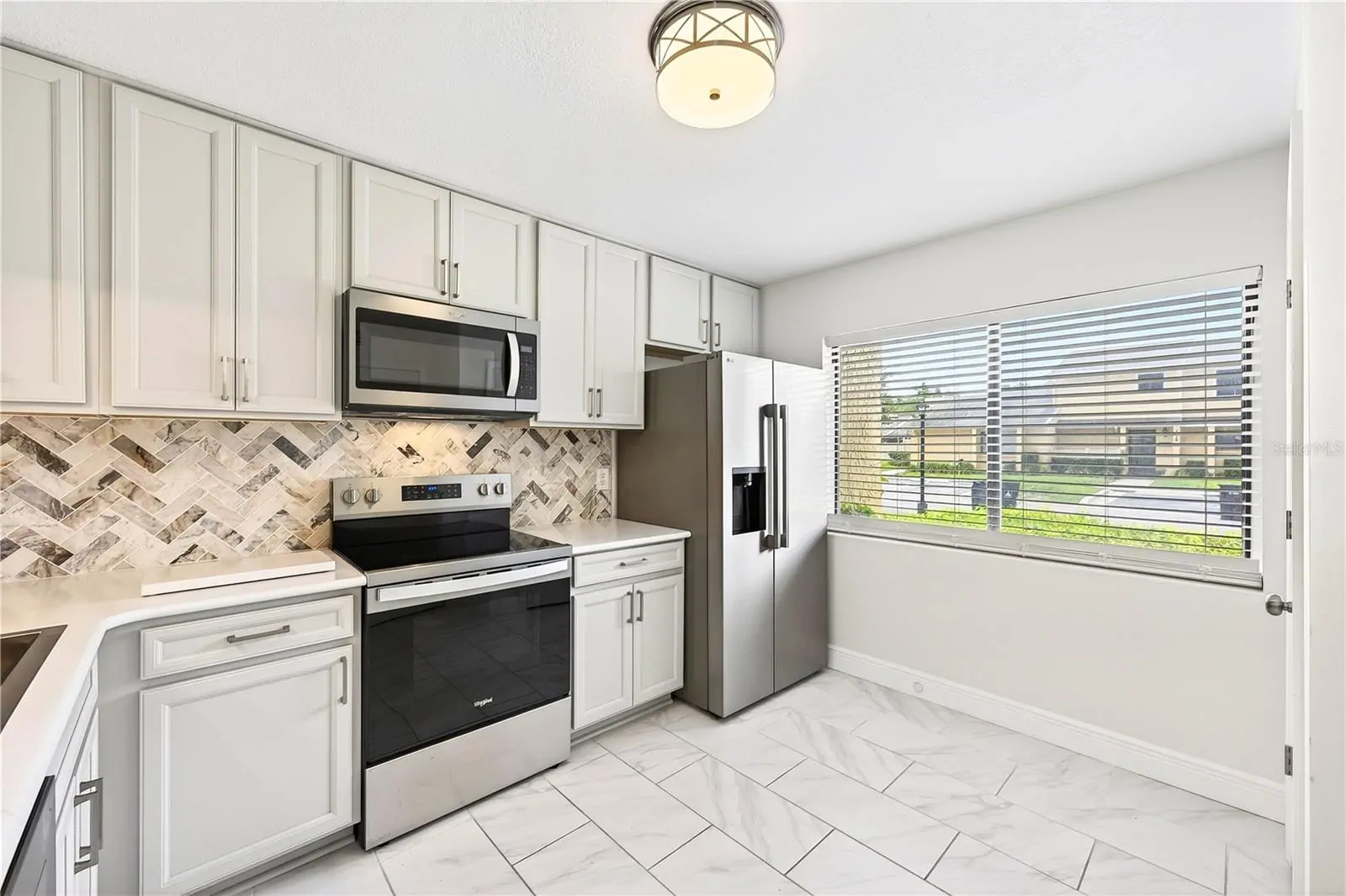 2218 MCMAHON CT #1038, ORLANDO, FL property photo 6 of 40