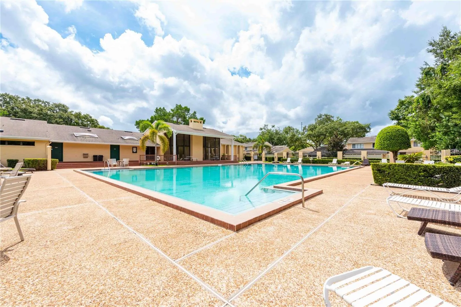 2218 MCMAHON CT #1038, ORLANDO, FL property photo 35 of 40