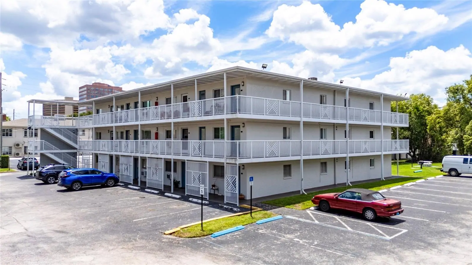 320 LAKEVIEW ST #323, ORLANDO, FL