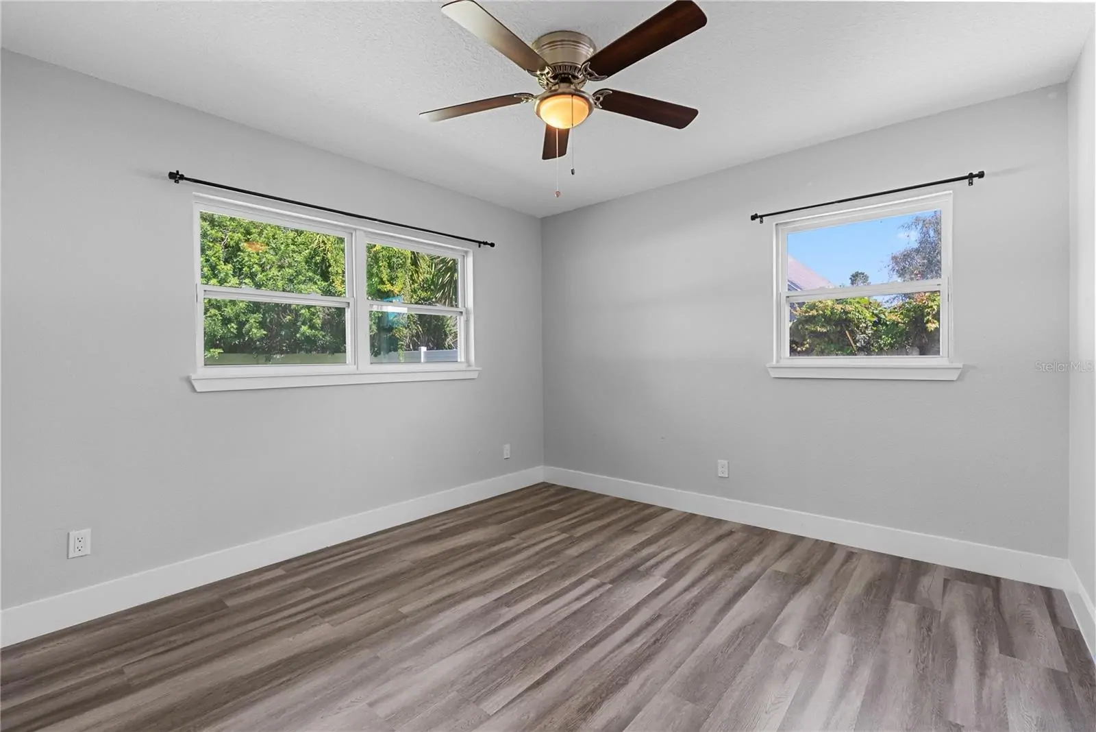 1350 SASOON AVE, ORLANDO, FL property photo 20 of 33