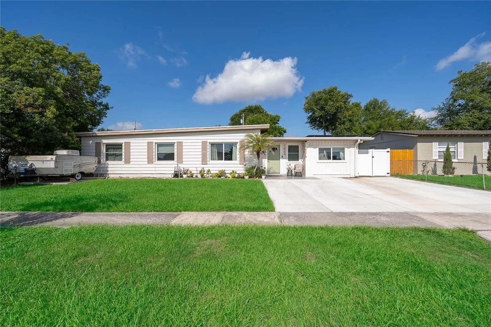 1624 HOLLIS DR, ORLANDO, FL