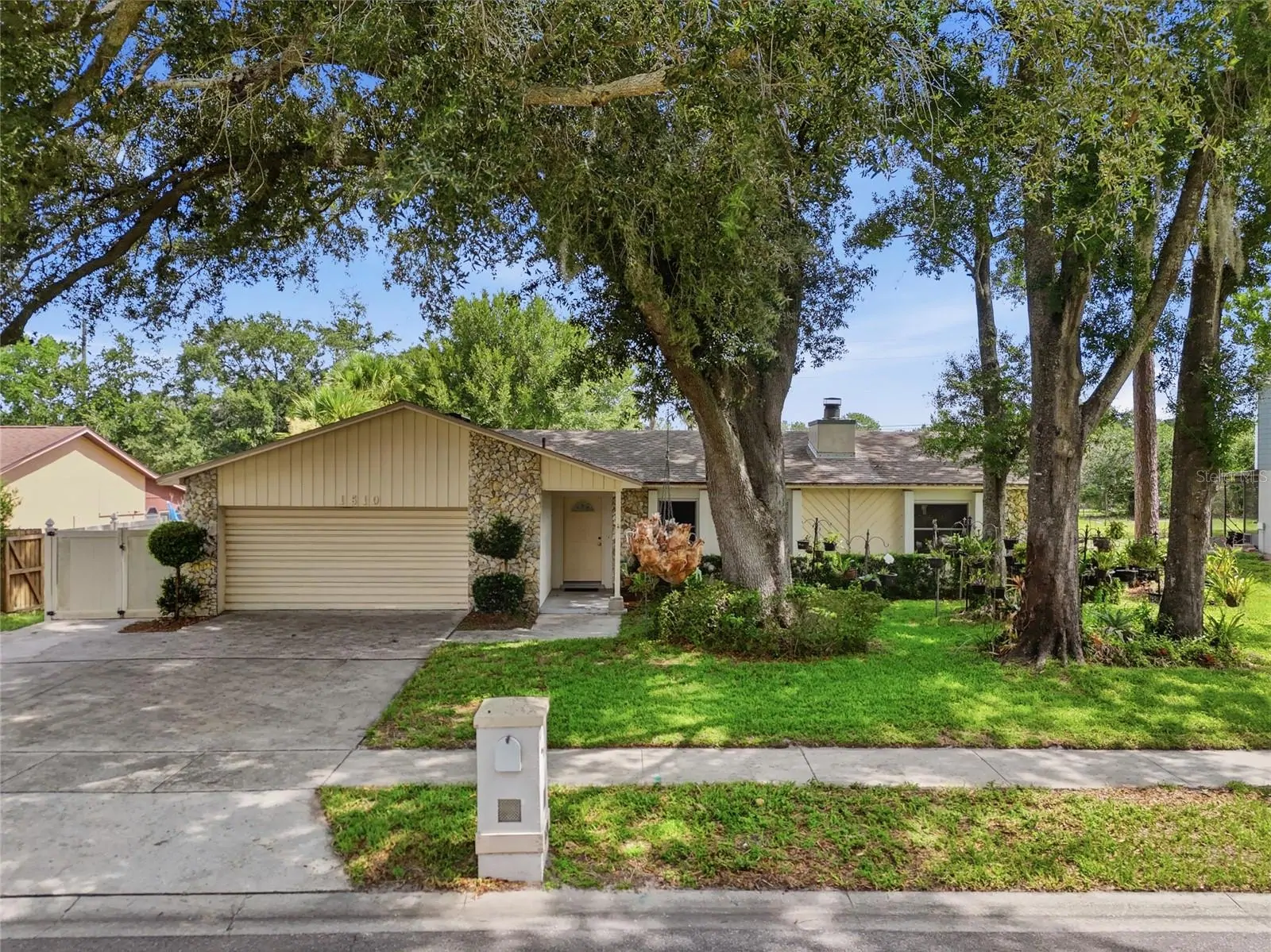 1610 GLADIOLAS DR, WINTER PARK, FL