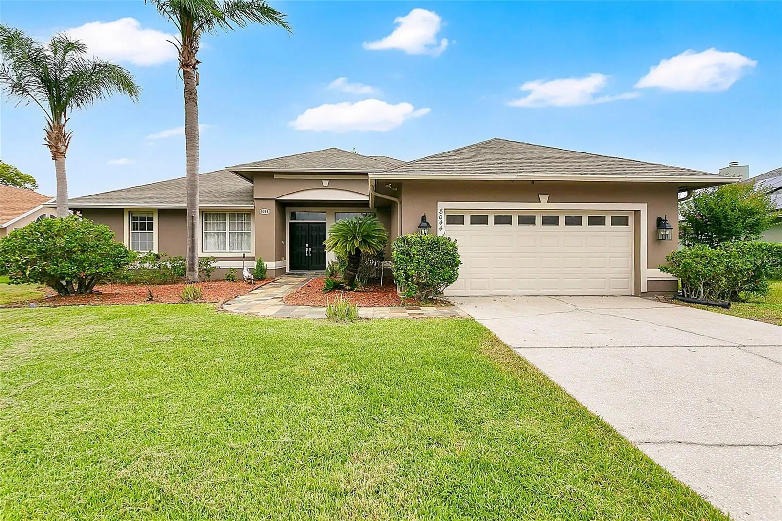 8044 CANYON LAKE CIR, ORLANDO, FL