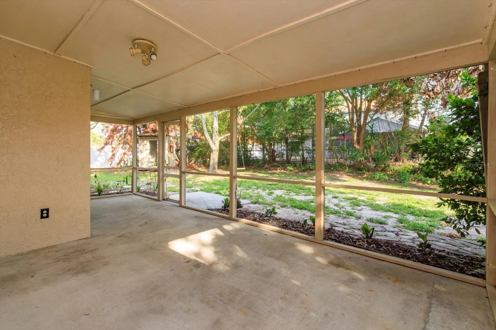 7925 SNOWBERRY CIR, ORLANDO, FL property photo 24 of 27