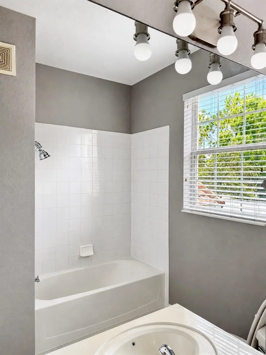 3332 ROBERT TRENT JONES DR #20603, ORLANDO, FL property photo 40 of 44
