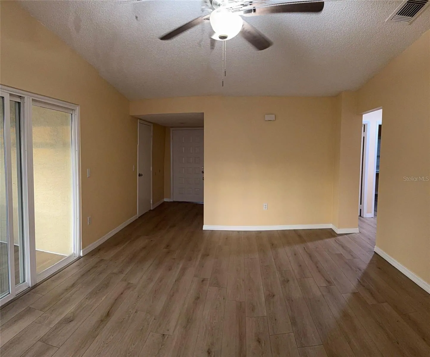 1002 OROPESA AVE, ORLANDO, FL property photo 4 of 22