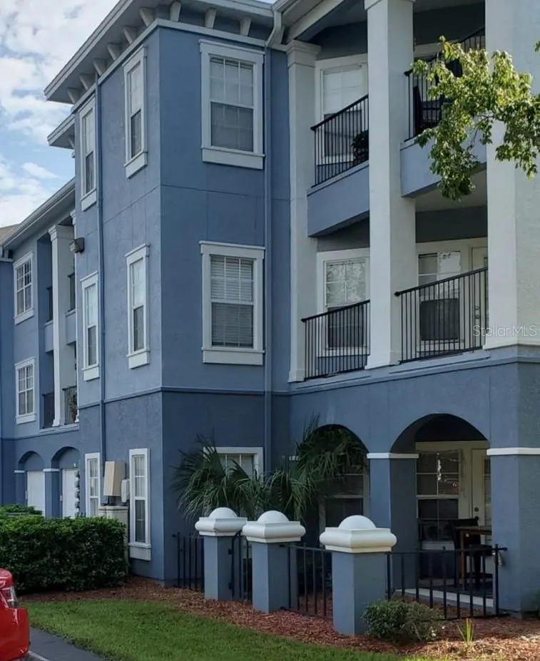 3621 CONROY RD #720, ORLANDO, FL