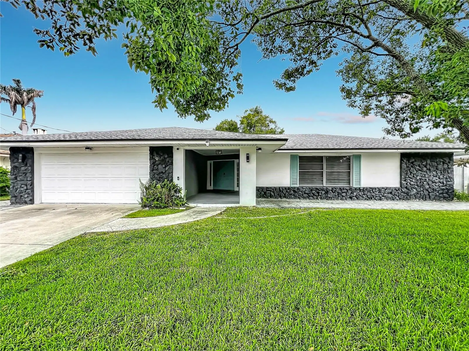 2425 LAUDERDALE CT, ORLANDO, FL